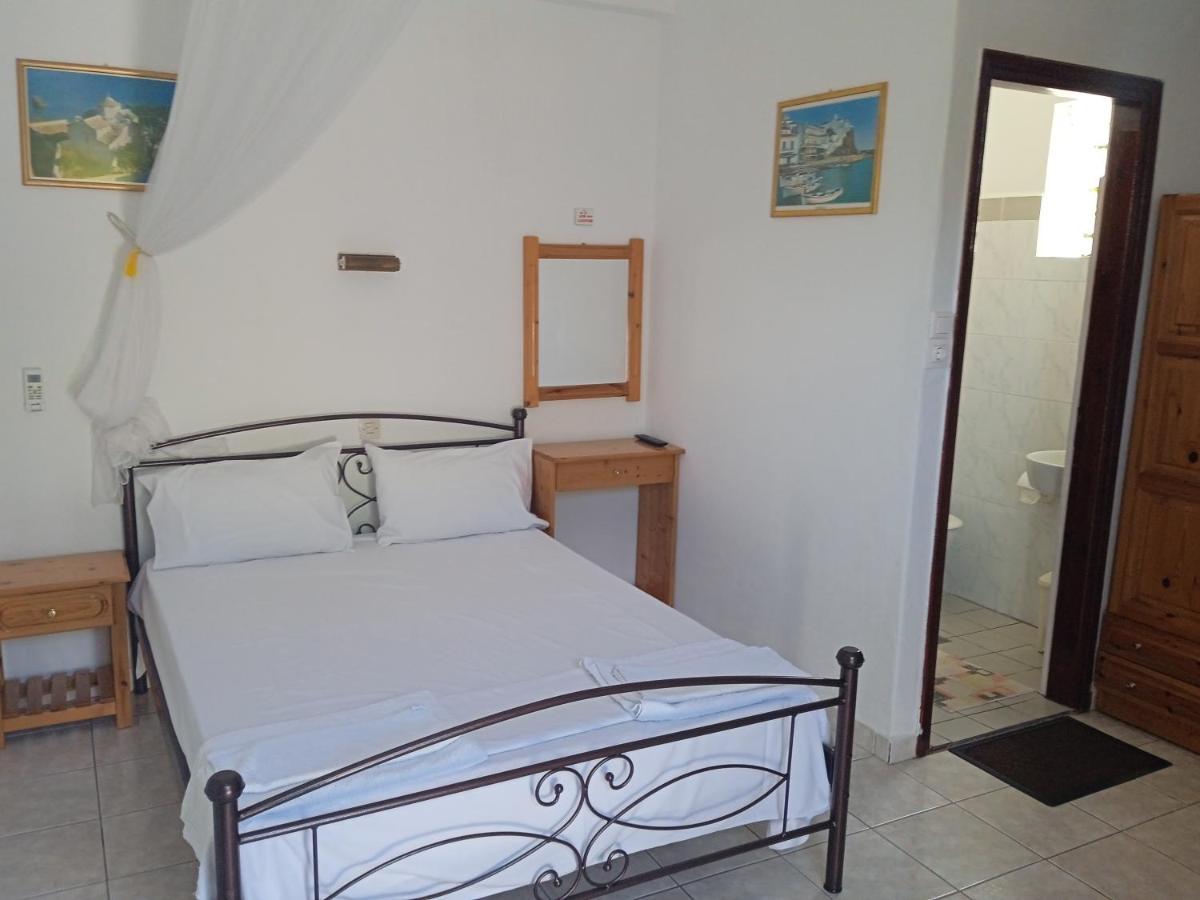 Filoxenia Appartement Skopelos Buitenkant foto