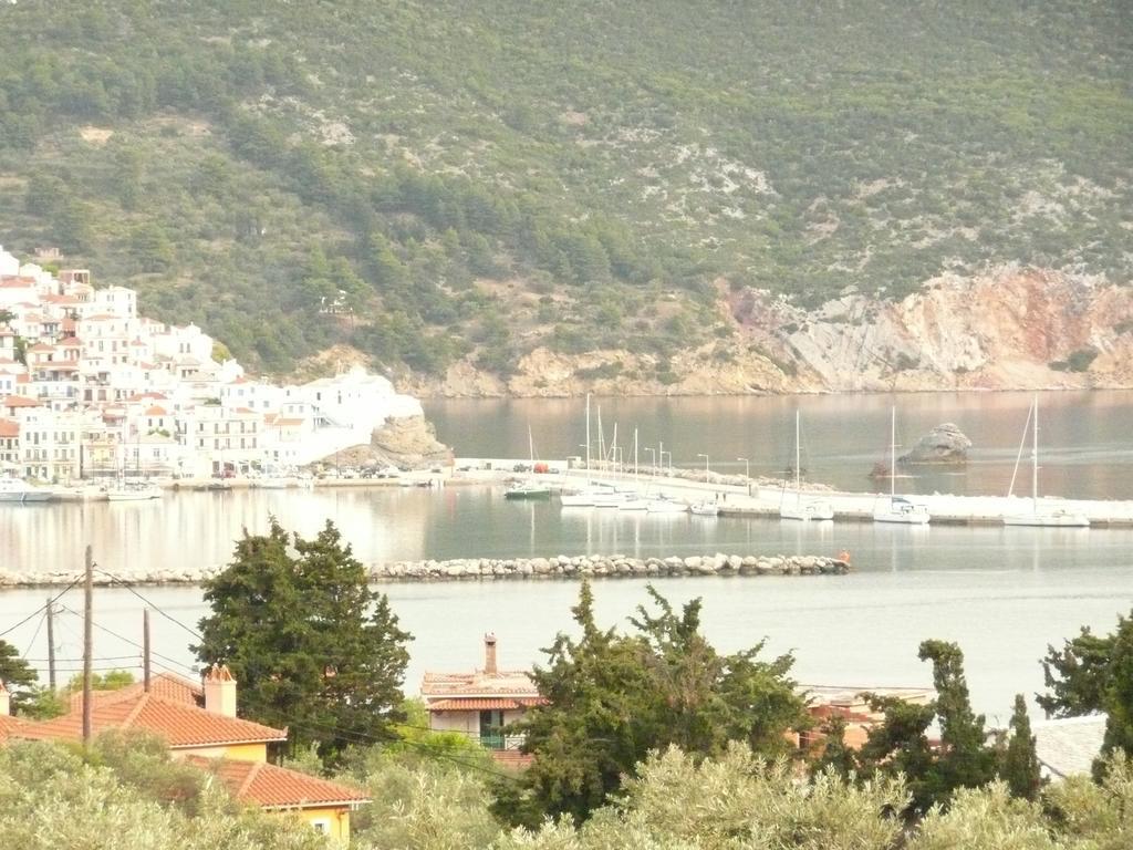 Filoxenia Appartement Skopelos Buitenkant foto