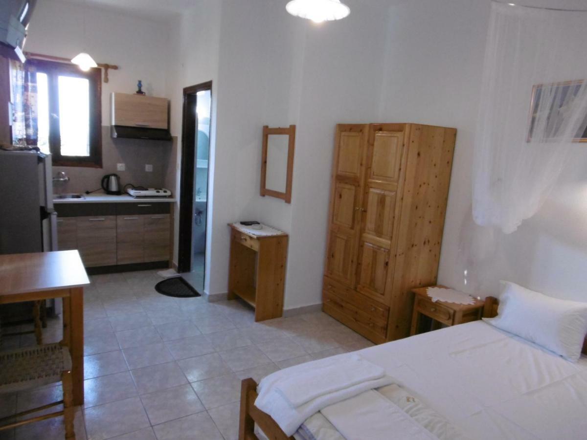 Filoxenia Appartement Skopelos Buitenkant foto